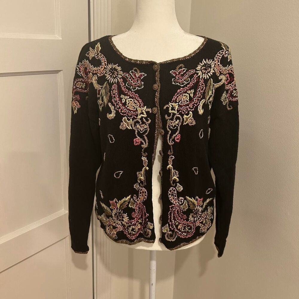 Floral Embroidered Black Crewneck Cardigan